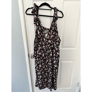 NWT - Bloom chic - floral tie sleeve dress - size 20